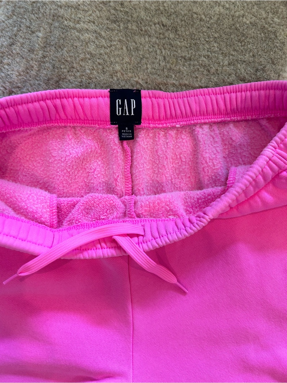 GAP VintageSoft Baggy Sweatpants Small Petite AND Wedge Crewneck Small - Picture 7 of 16